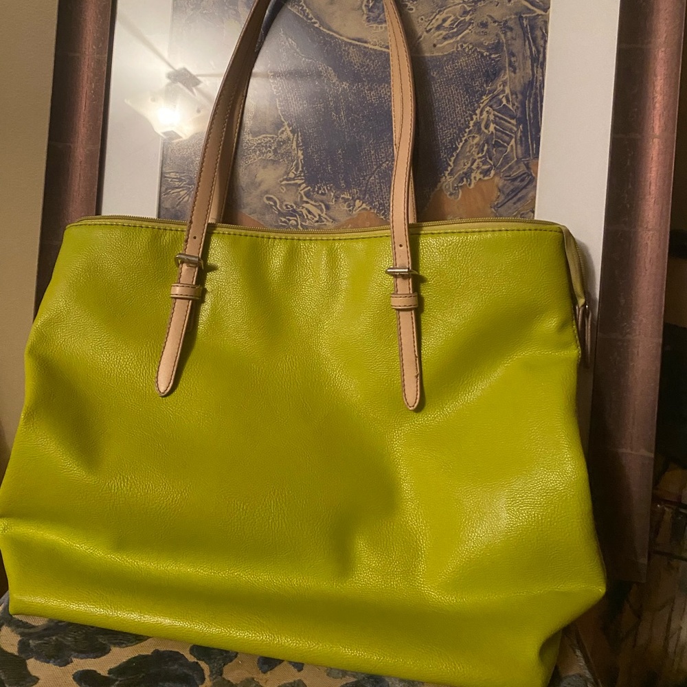 Lime Green Tote super for spring!